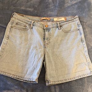 Levi’s 515 shorts
